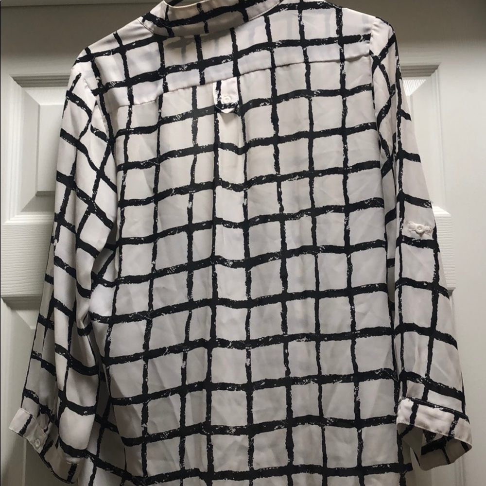 Shirt - Picture 4 of 5